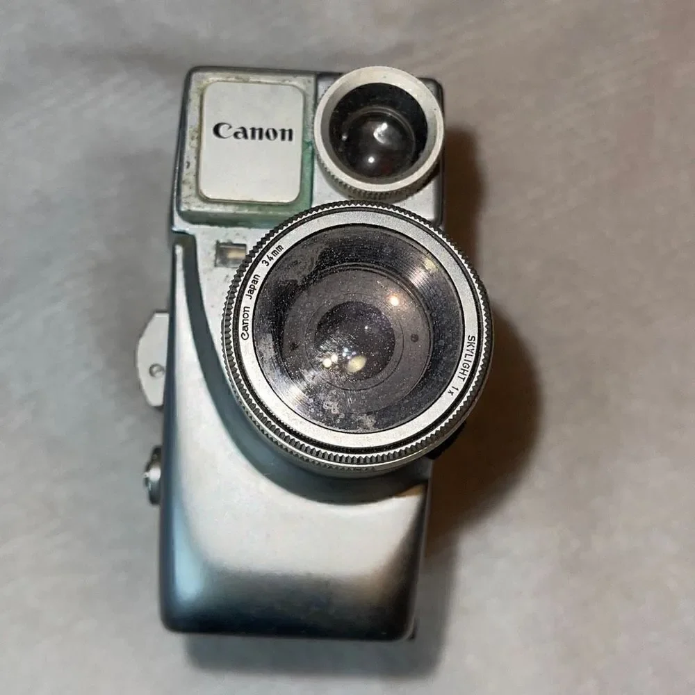 Vintage Canon 8mm Movie Moto Zoom 8 EER Camera 1960’s Untested